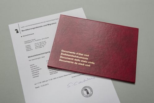 Rotes Büchlein Zivilstandsdokumente und Wohnsitzbescheinigung
